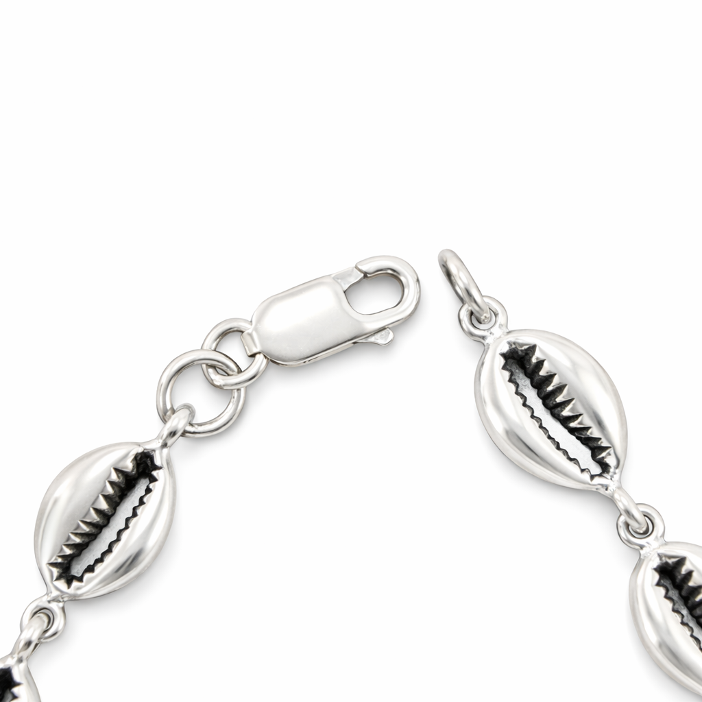 Sterling Silver Cowrie Shell Necklace – 17.5 Inch Southwestern Style Shell Link Necklace