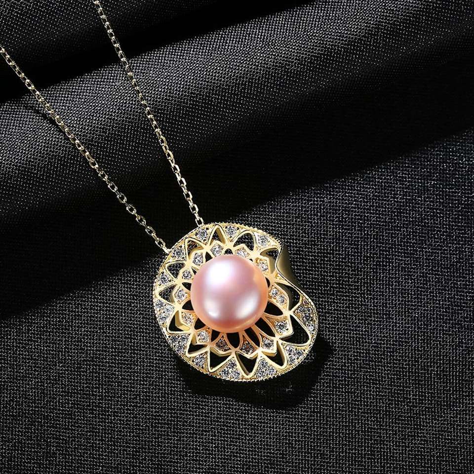 Pink Freshwater Pearl Gold Necklace