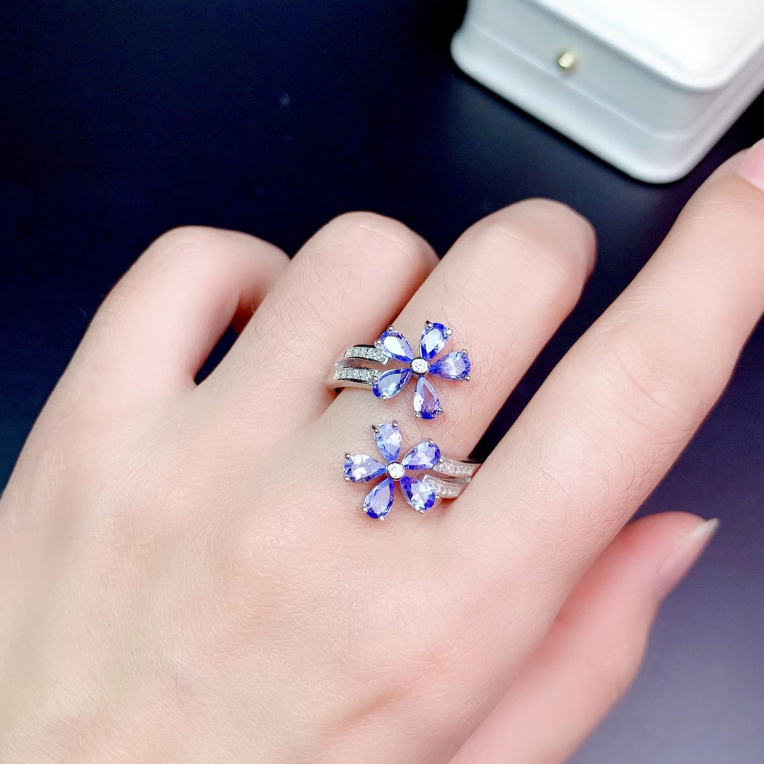 1.25 TCW Natural Tanzanite Ring