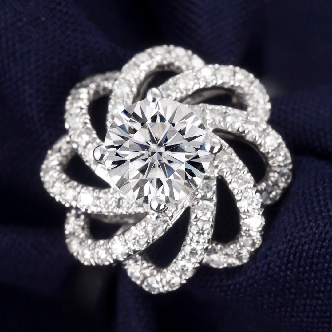18K Gold 1 ct Moissanite Ring