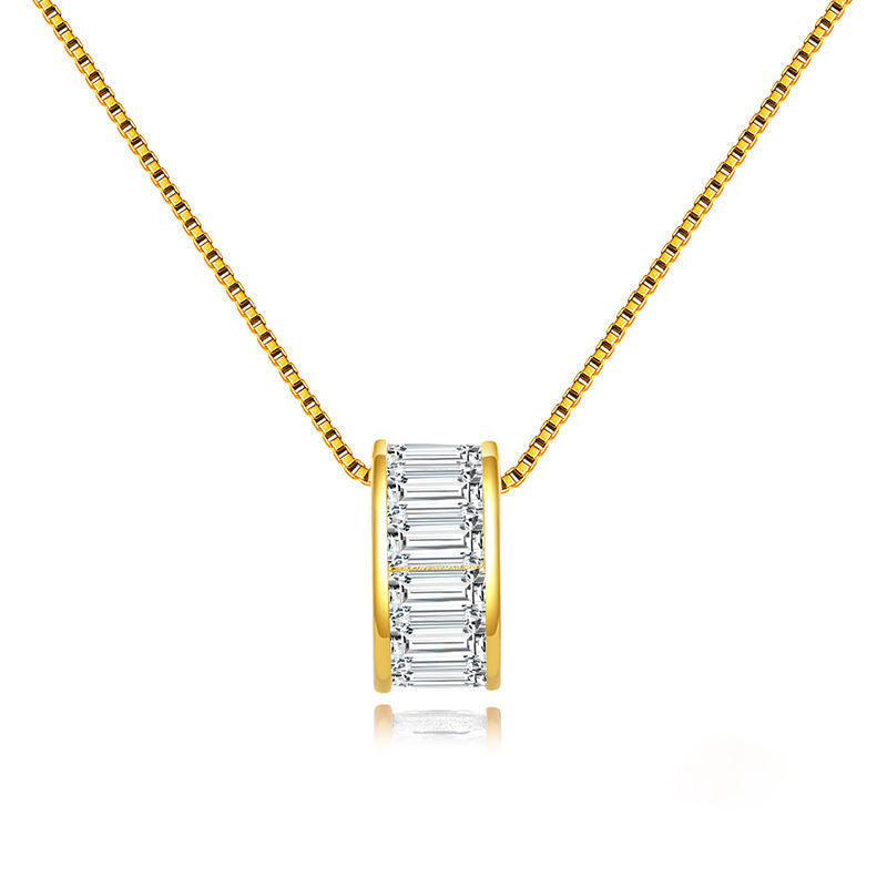 Round Diamond Simulant Necklace