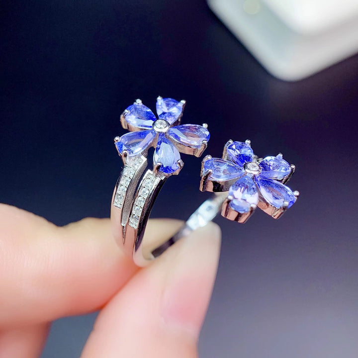 1.25 TCW Natural Tanzanite Ring