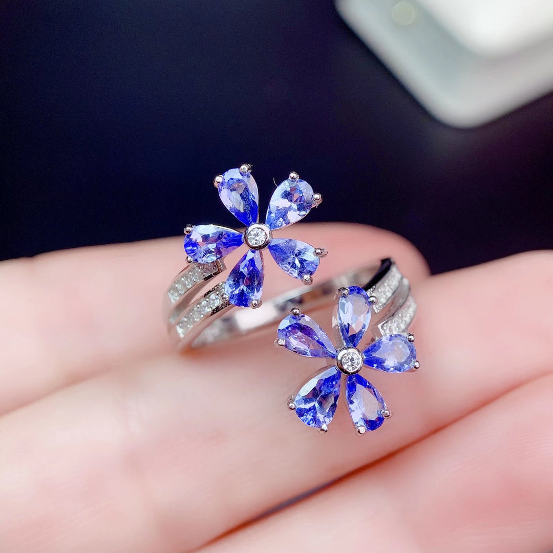 1.25 TCW Natural Tanzanite Ring
